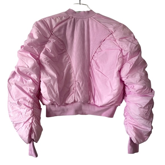 Bomber Purple Magazine - Picture 11 of 13